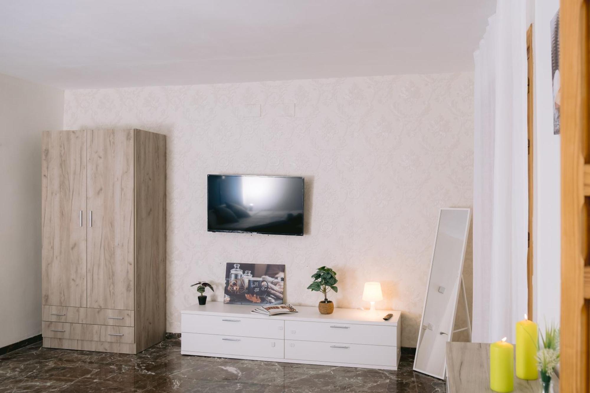 Piso Compartido Delyrent, Reja Hotel Jaén Eksteriør billede