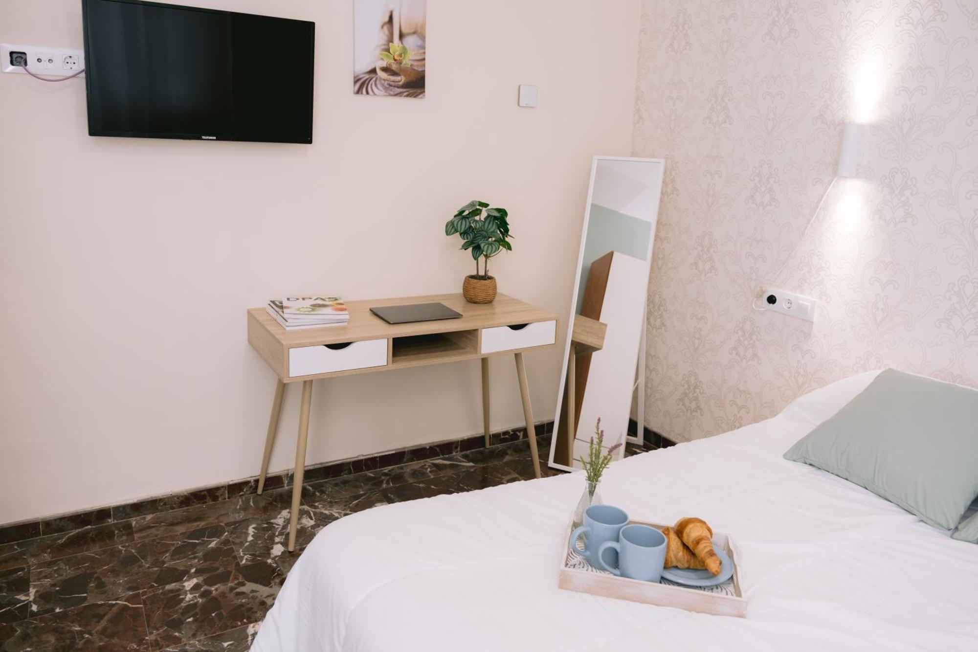 Piso Compartido Delyrent, Reja Hotel Jaén Eksteriør billede