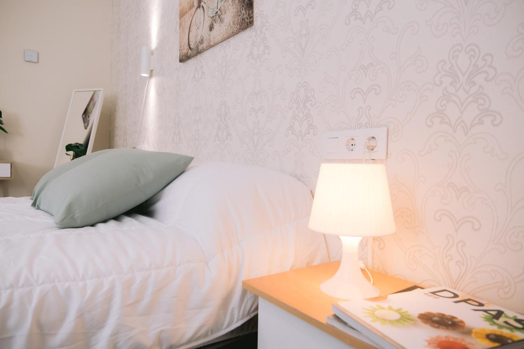 Piso Compartido Delyrent, Reja Hotel Jaén Eksteriør billede
